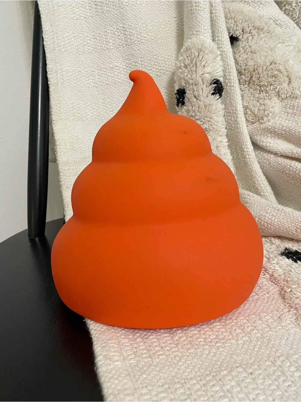 Hallmark Poop-o-Lantern Activated Pumpkin Halloween Decor